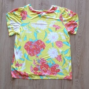 LuLaRoe Olive Tee Size XL